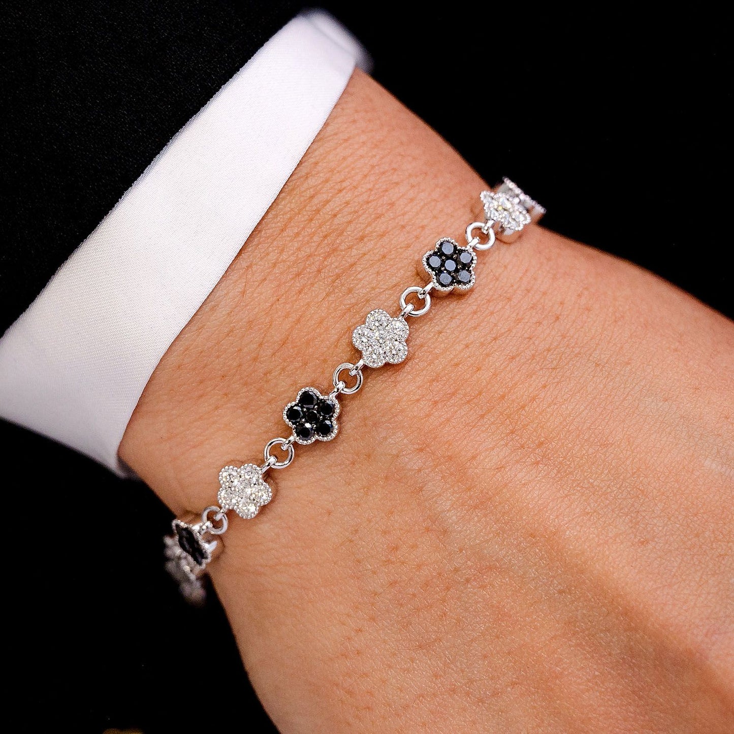 BLACK AND WHITE DIAMOND CLOVER BRACELET 14K SOLID GOLD 3.00CTW