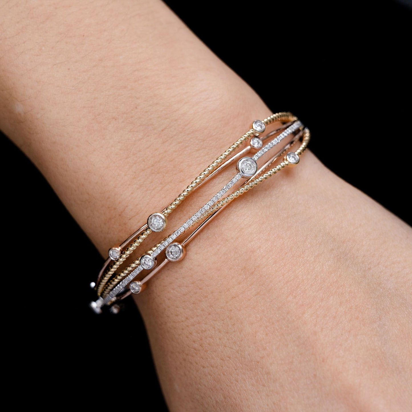 TRI TONE FIVE ROW SCATTERED BEZEL DIAMOND TWIST BANGLE BRACELET 14K SOLID GOLD 0.80CTW