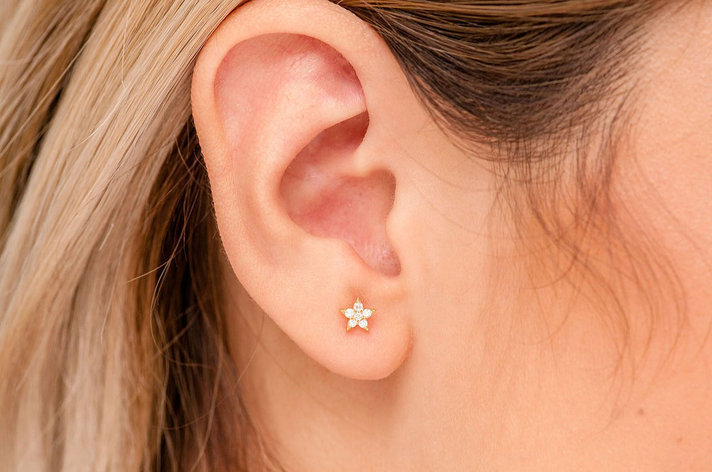 FIVE POINT STAR DIAMOND EARRINGS 14K SOLID GOLD 0.05CTW