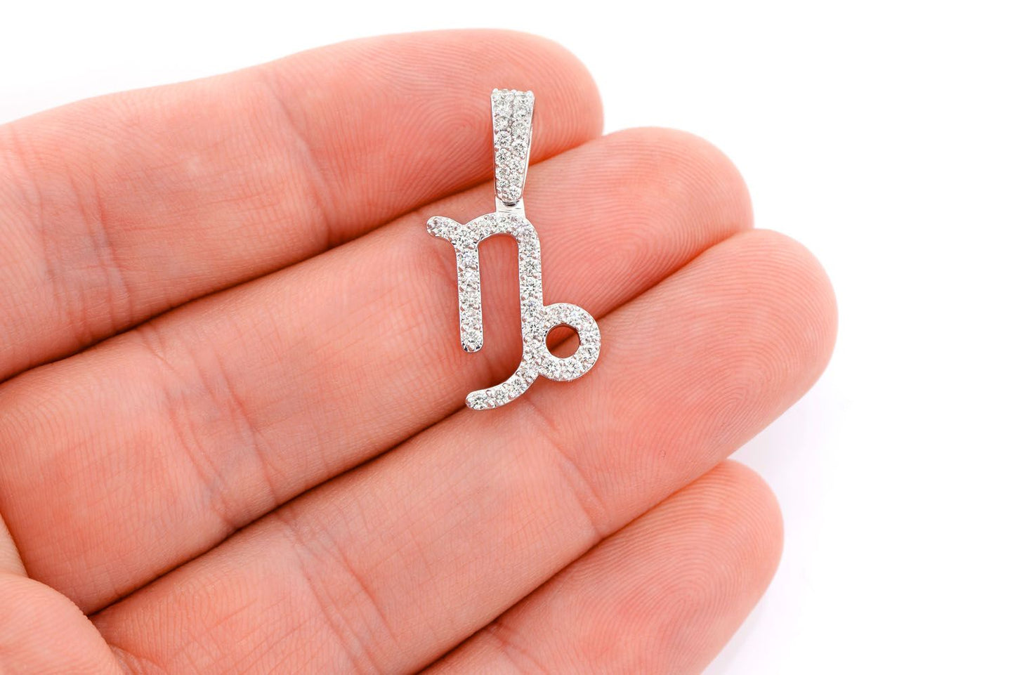 Pandantiv Capricorn Zodiac cu Diamant Aur Masiv de 14K 0.75CTW