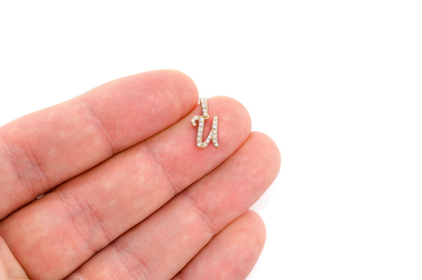 PANDANT CU DIAMANT CU LITERE CURSIVE, AUR MASIV DE 14K, 0.10CTW