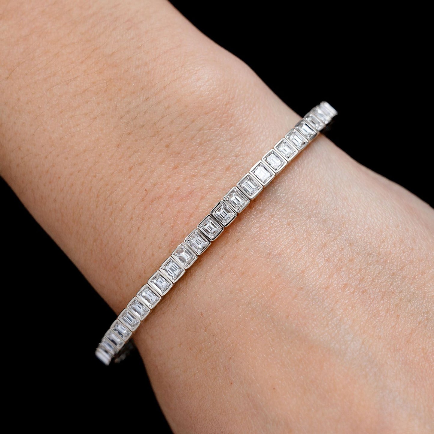 BAGUETTE BEZEL SET DIAMOND FLEX BANGLE BRACELET 14K SOLID GOLD 1.90CTW
