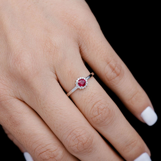 INEL HALO CU RUBIN ȘI DIAMANT, AUR MASIV DE 14K, 0.38CT