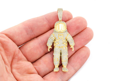 ASTRONAUT SPACE DIAMOND PENDANT 14K SOLID GOLD 4.25CTW