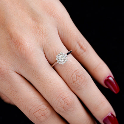 0.45CTW FLOWER BURST - DIAMOND ENGAGEMENT RING
