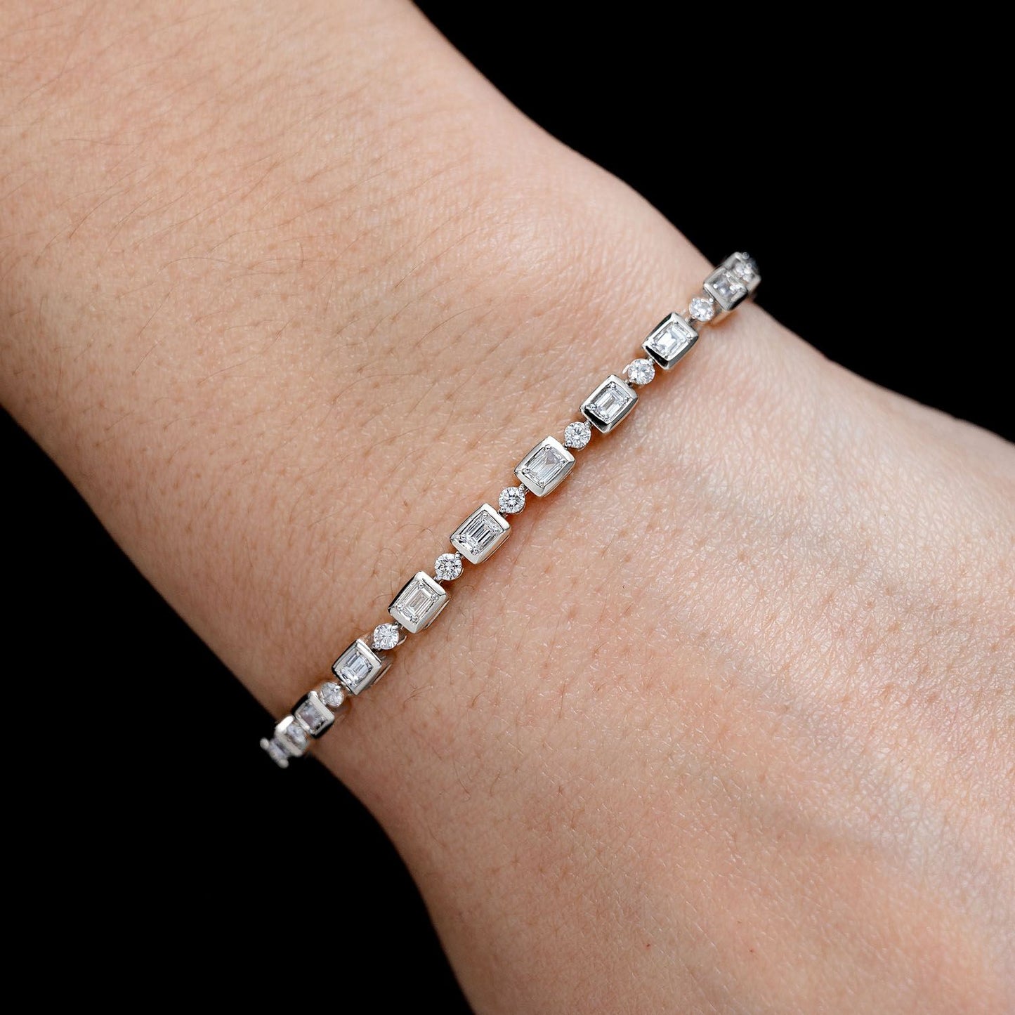 DIAMOND BAGUETTE AND ROUND BEZEL ALTERNATING LINK BRACELET 14K SOLID GOLD 1.20CTW