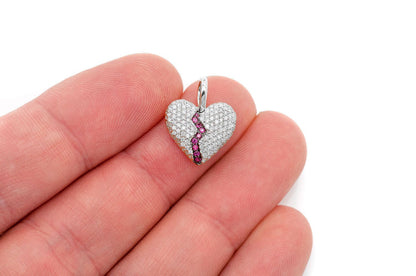 Pandantiv cu diamant „Heartbreaker Broken Heart” din aur masiv de 14K, 0,50 ct