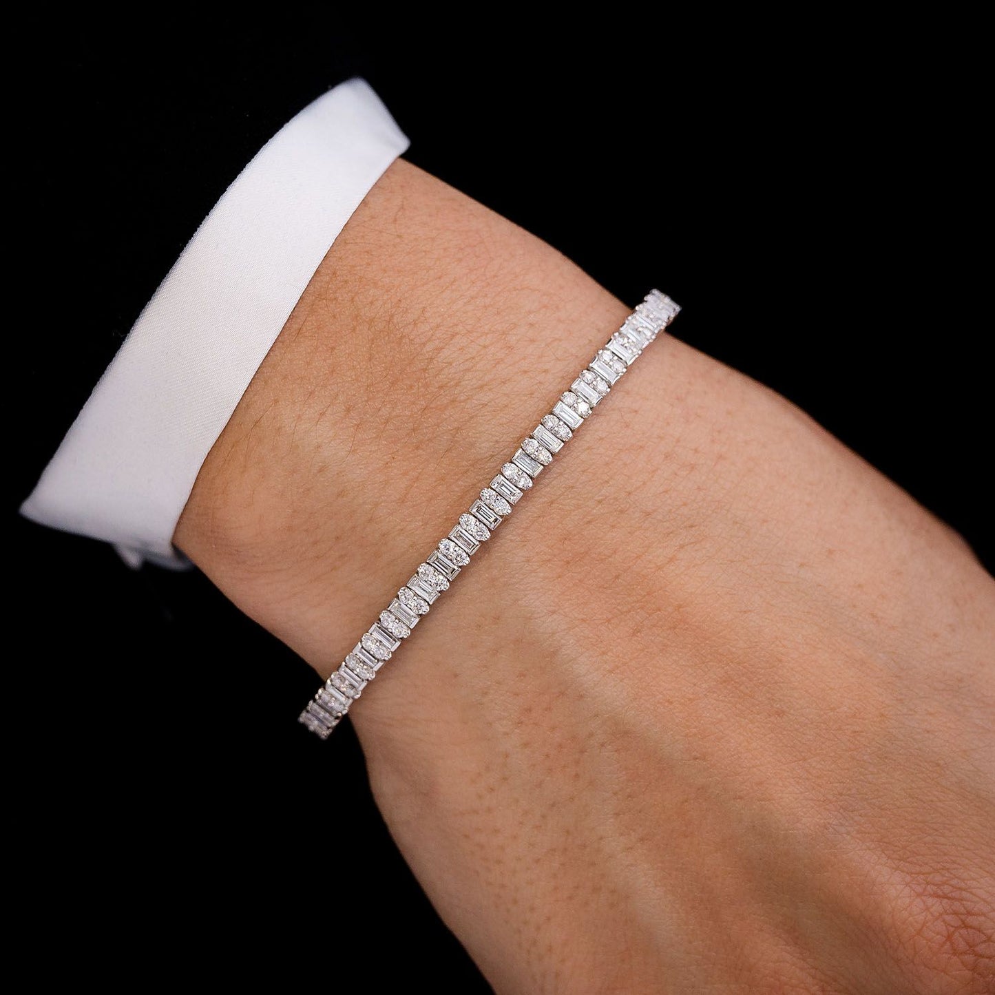 BAGUETTE AND ROUND DIAMOND FLEX BANGLE BRACELET 14K SOLID GOLD 2.25CTW