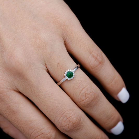 INEL ROTUND CU SMARALD ȘI DIAMANT CU HALO, AUR MASIV DE 14K, 0.33CT