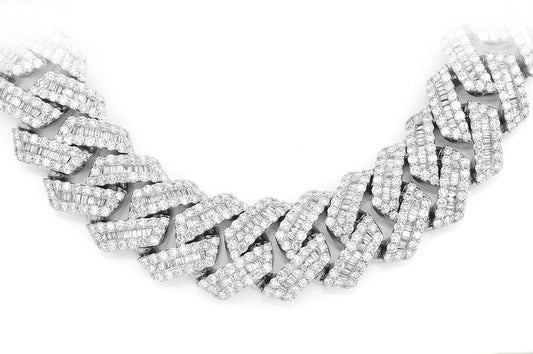 COLIER CU LEGĂTURĂ CUBANĂ CU DIAMANTE, FORMAT BAGUETTE, 19 MM, AUR MASIV DE 14K, 49.80 CT