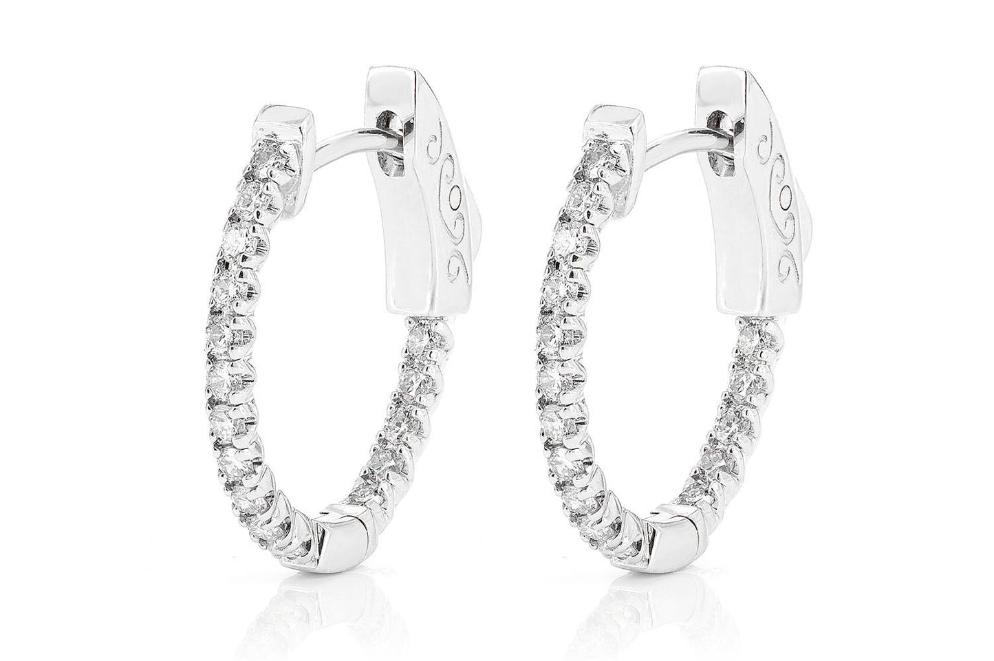CERCEI OVALI CU DIAMANTE, ÎNCHISIE PE DOS, AUR MASIV DE 14K, 0.50CT