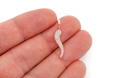 PANDANT ITALIAN CU DIAMANT, AUR MASIV DE 14K, 0.30CT