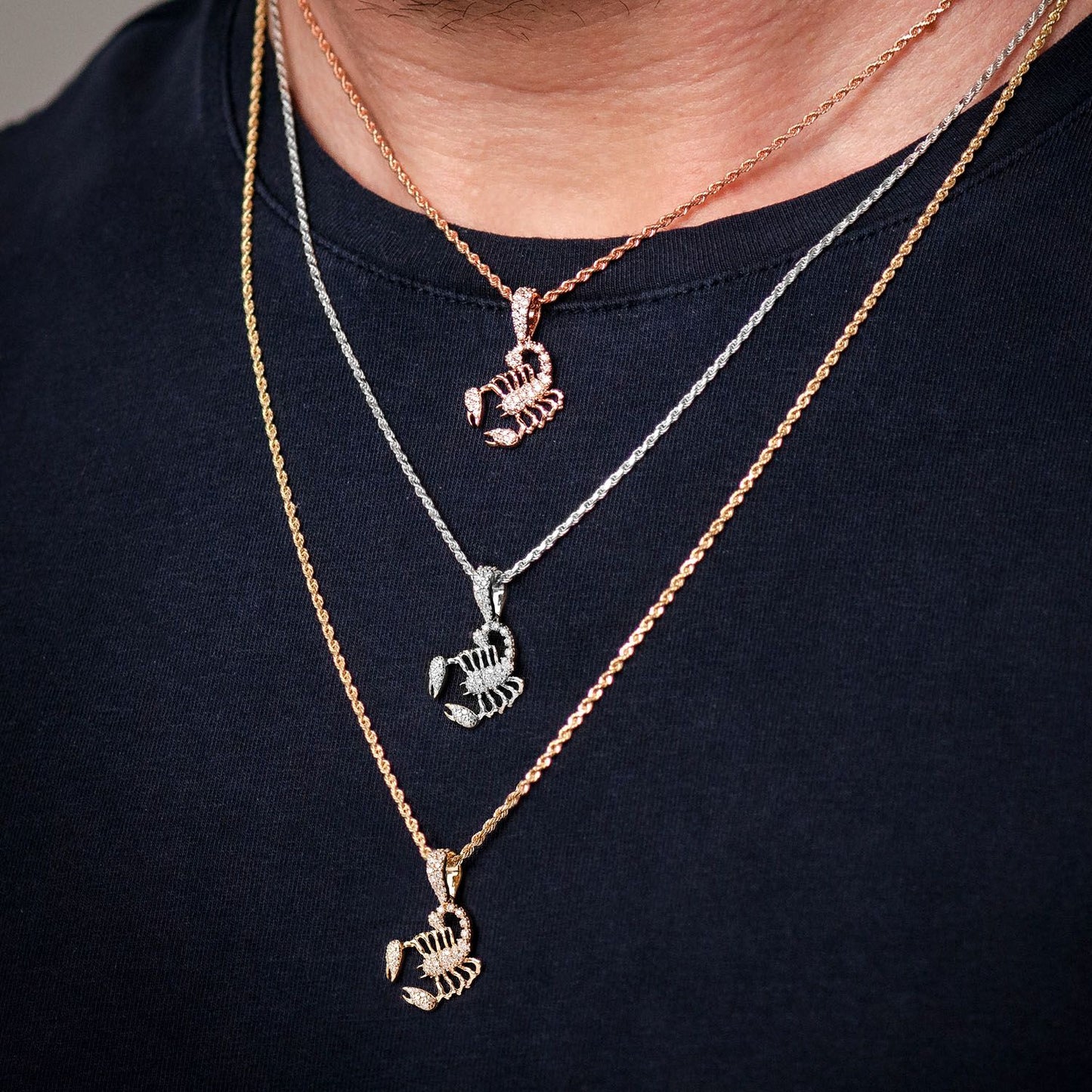 PANDANT SCORPION CU DIAMANT AUR MASIV 14K 0.25CTW
