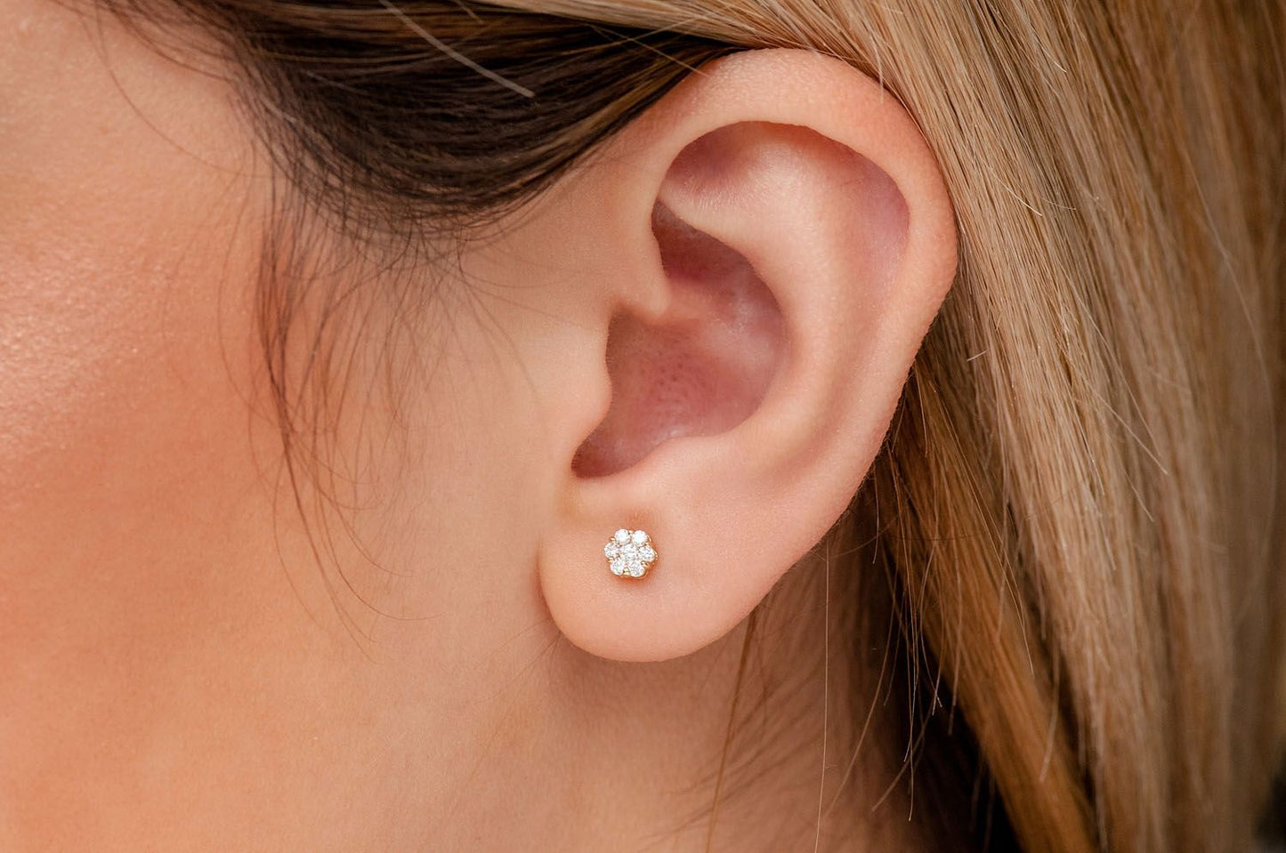 0.25CTW FLOWER STUD DIAMOND EARRINGS 14K SOLID GOLD