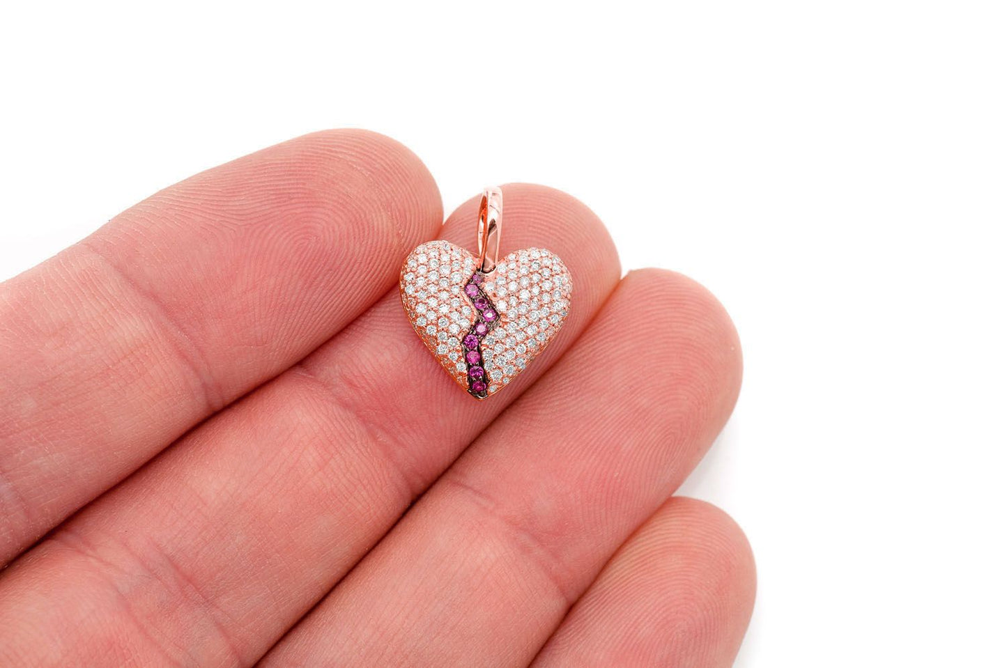 Pandantiv cu diamant „Heartbreaker Broken Heart” din aur masiv de 14K, 0,50 ct