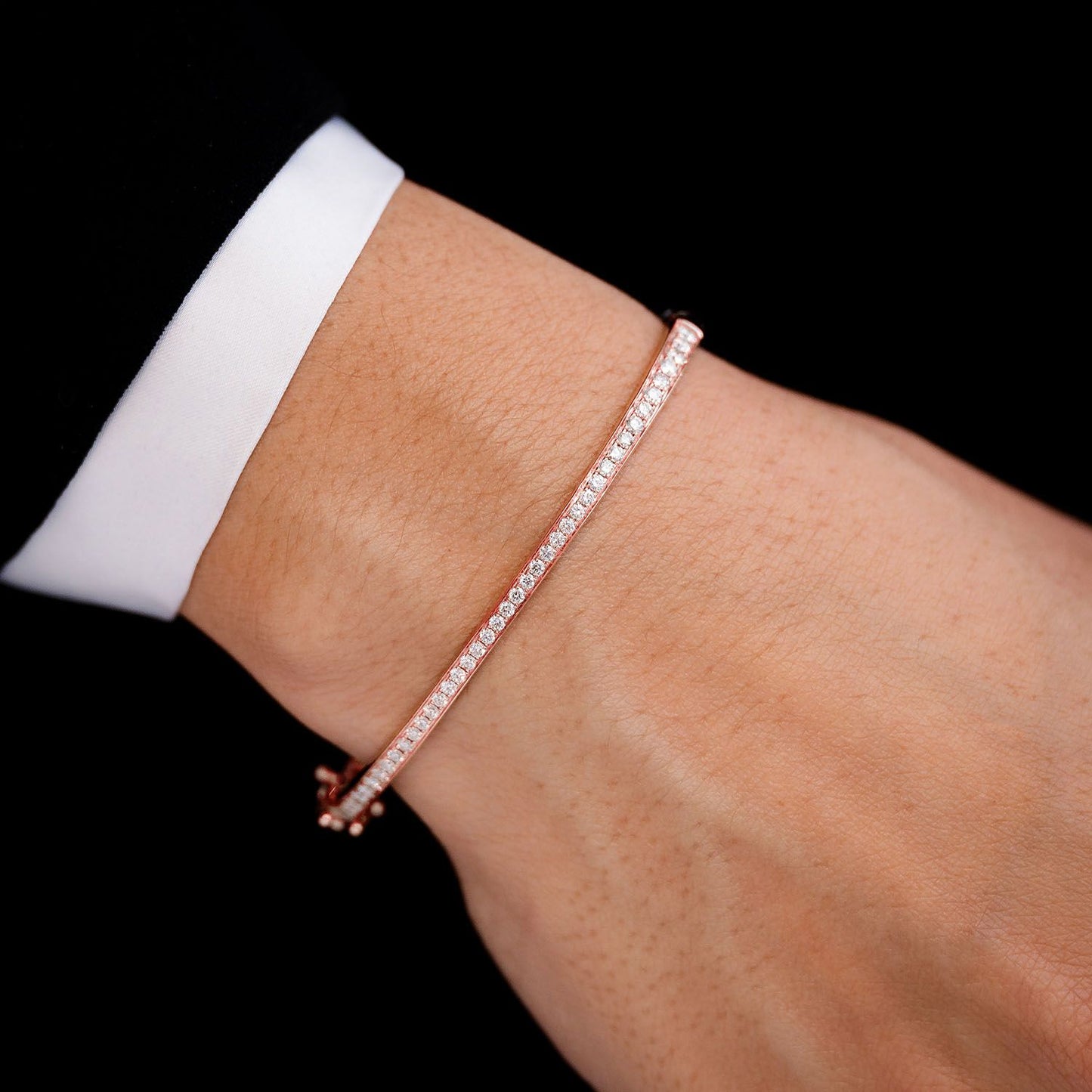 BUBBLY TWO-SIDED DIAMOND BANGLE BRACELET 4.00CTW 14K SOLID GOLD